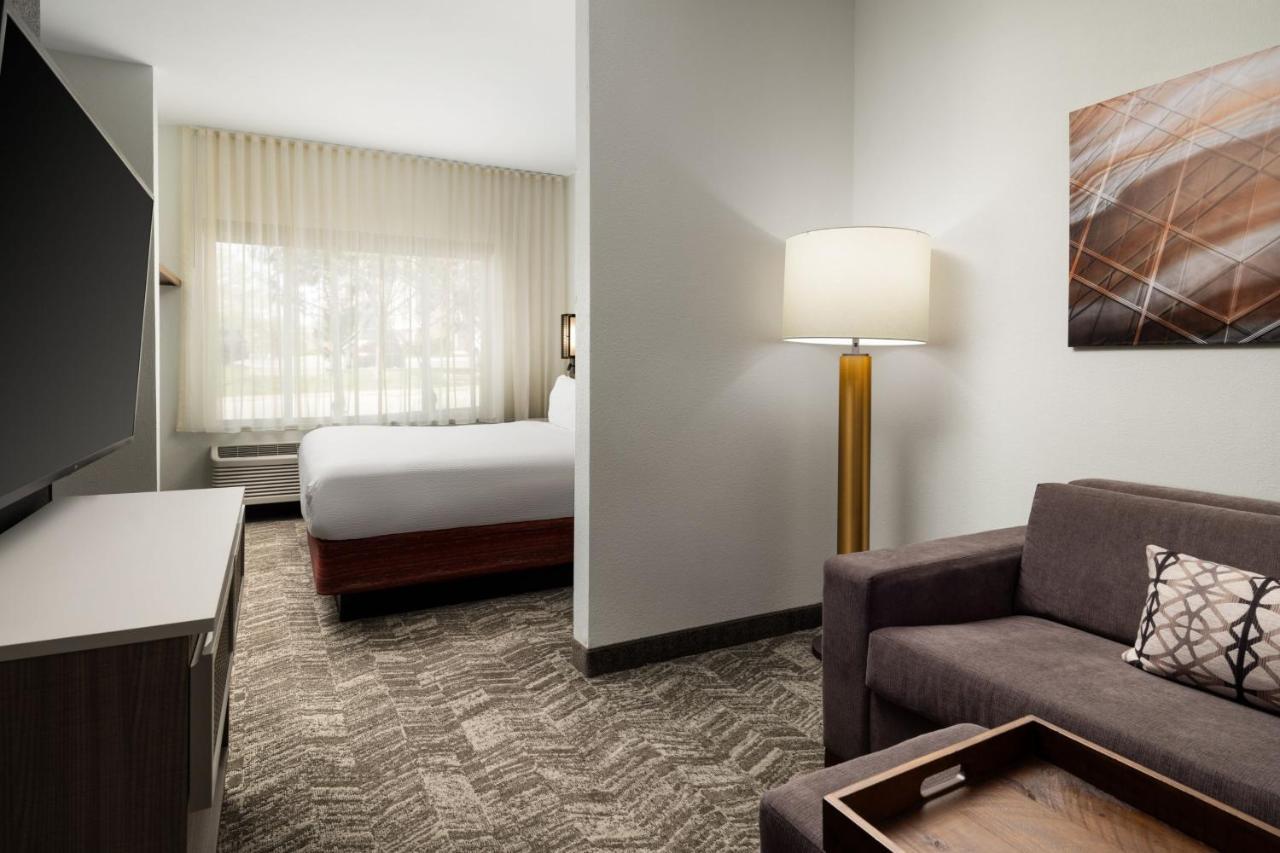 Springhill Suites Kansas City Overland Park Extérieur photo