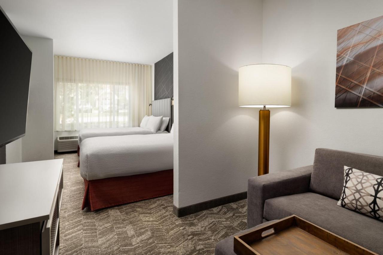 Springhill Suites Kansas City Overland Park Extérieur photo