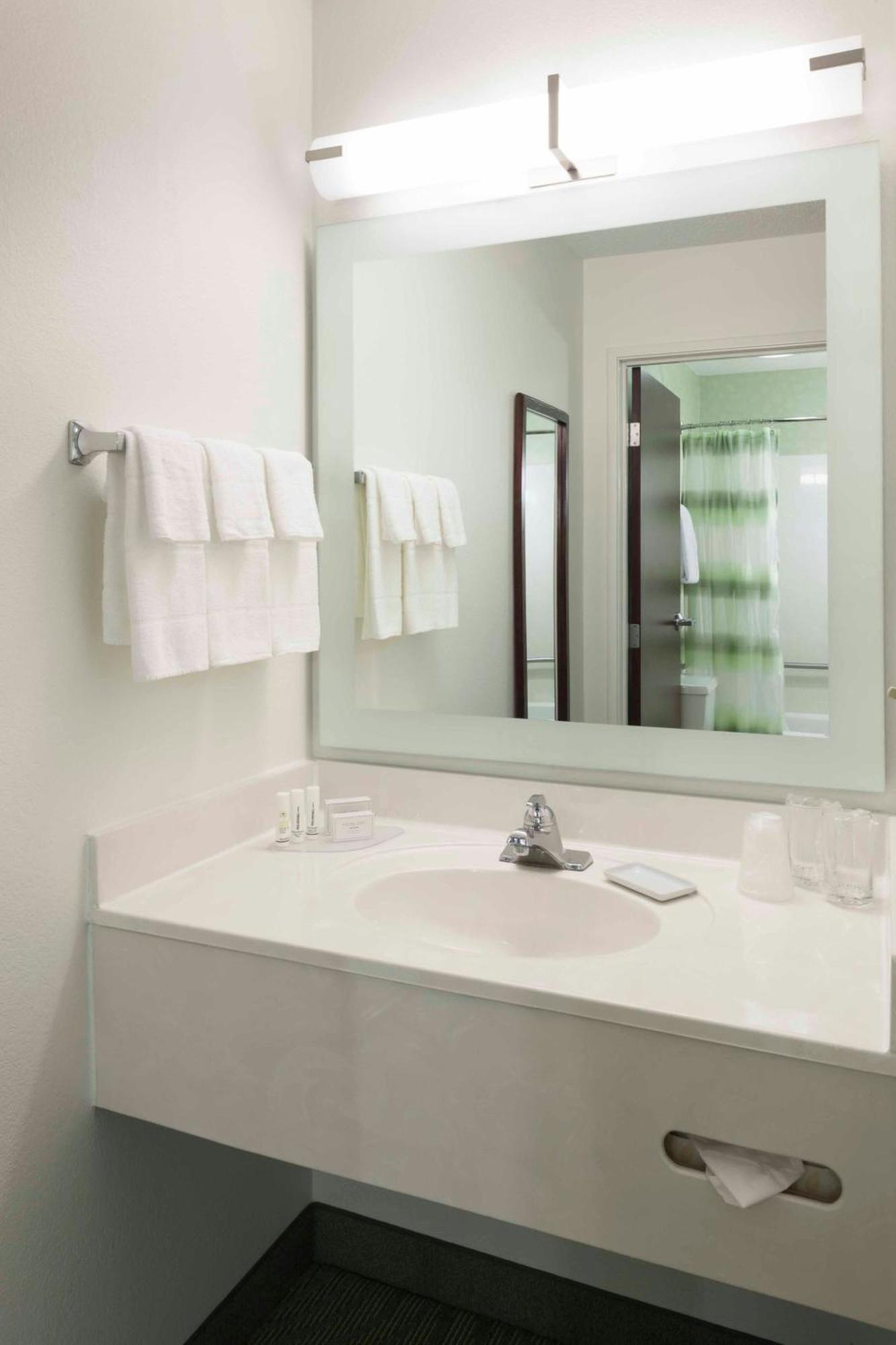 Springhill Suites Kansas City Overland Park Extérieur photo
